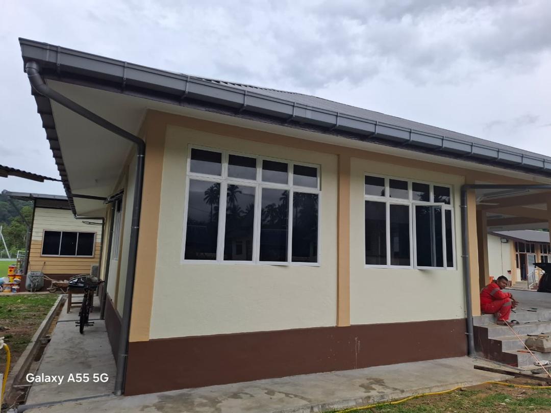 Blok bangunan sekolah - luar