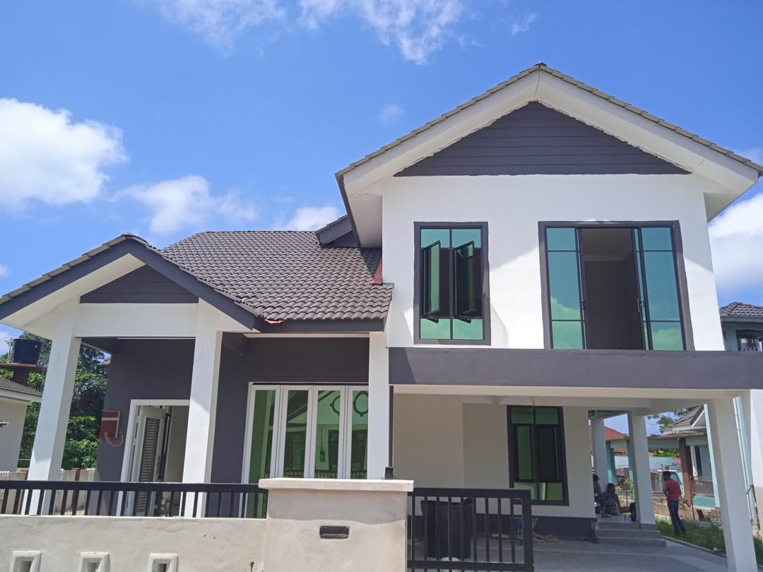 Rumah siap dibina - hadapan penuh